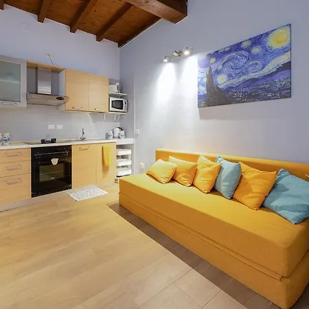 Federico House - By Host4u Apartment *
